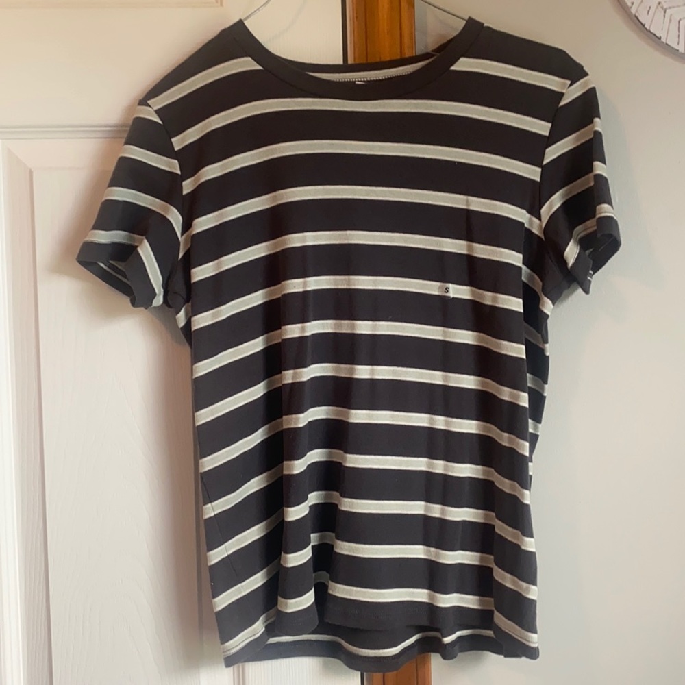 American eagle t shirt